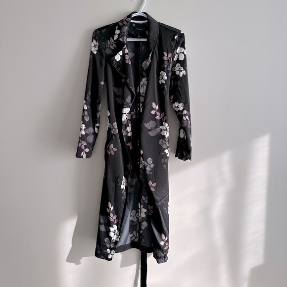 Black floral duster Clearance